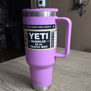 Yeti Rambler 40 oz Travel Mug - Lavender